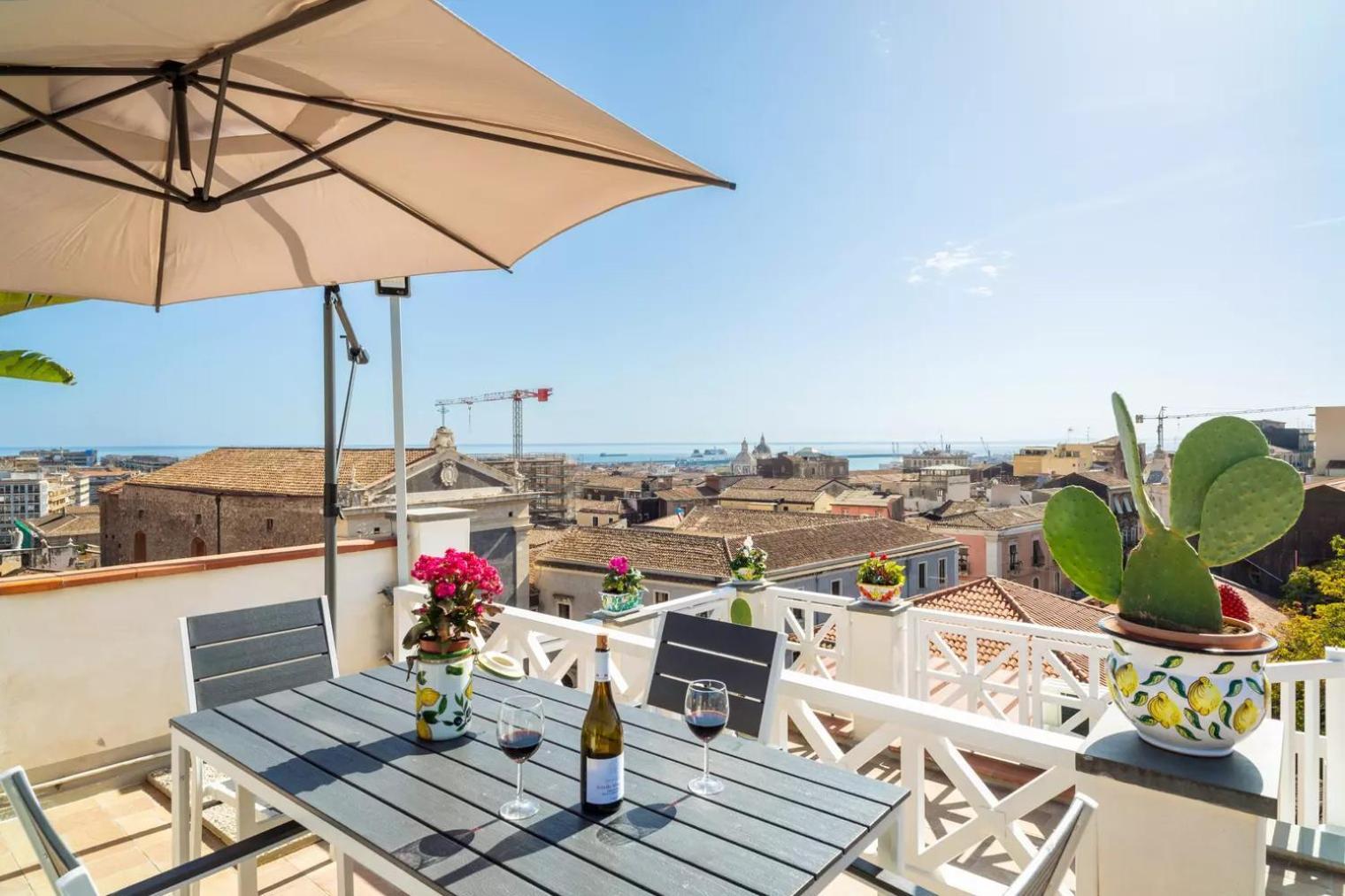 Апартаменти La Terrazza Sul Cielo Катанія Екстер'єр фото
