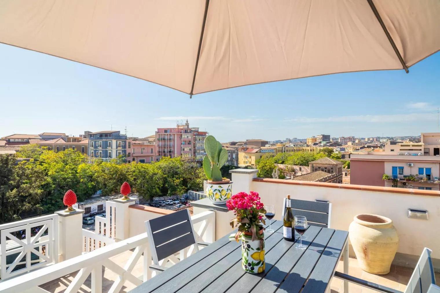 Апартаменти La Terrazza Sul Cielo Катанія Екстер'єр фото