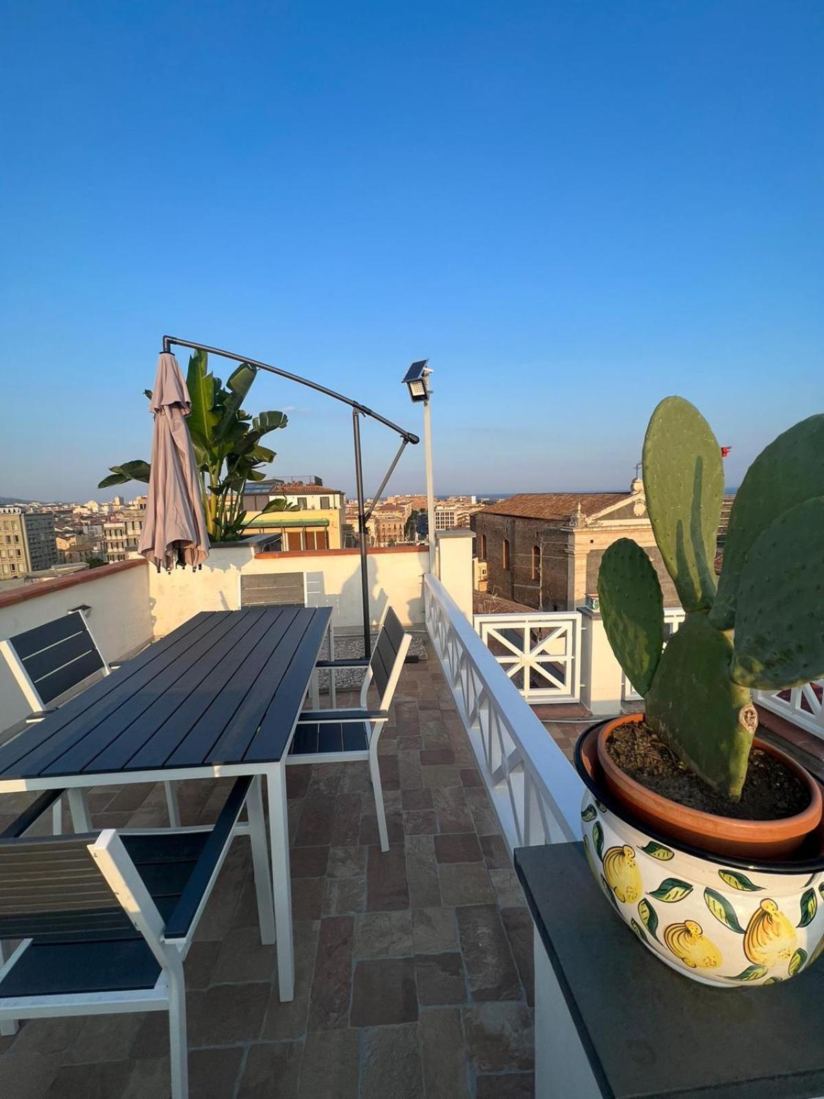 Апартаменти La Terrazza Sul Cielo Катанія Екстер'єр фото