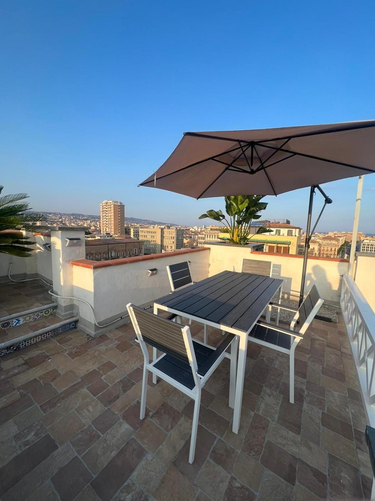 Апартаменти La Terrazza Sul Cielo Катанія Екстер'єр фото